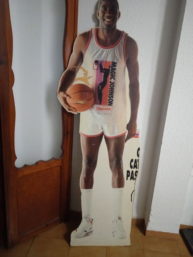 Cinta VHS y carton  2 mt Magic Earvin Johnson