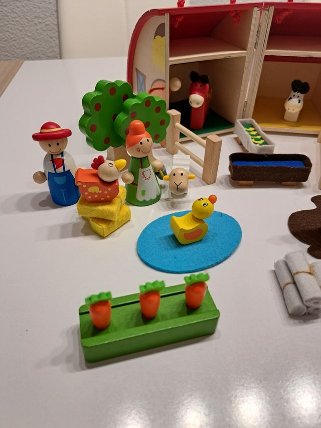 Granja animales de madera con embalaje original