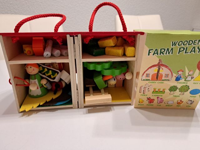 Granja animales de madera con embalaje original