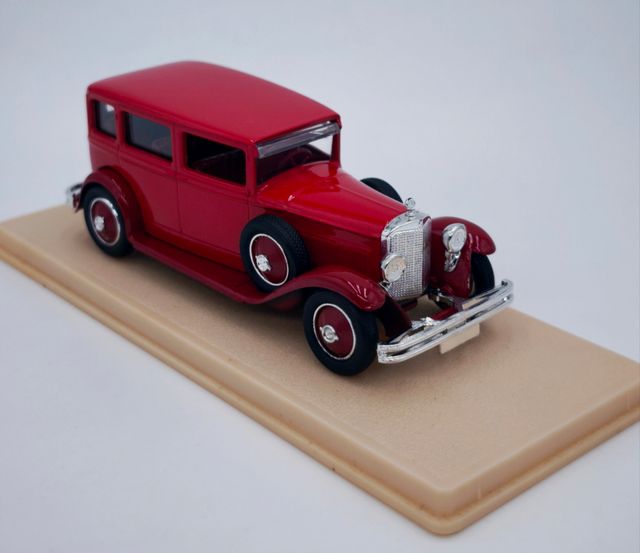 MERCEDES 1929 LIMUSINA NÜRBURG REF1043 1/43 ELIGOR