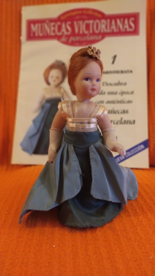 Muñeca porcelana colección aristócrata