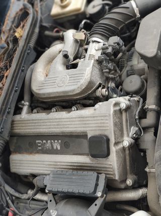 Motor BMW 318is