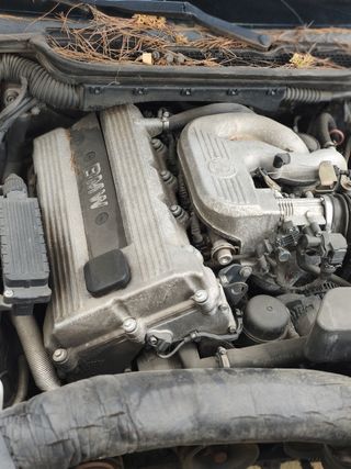 Motor BMW 318is