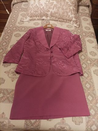 Traje chaqueta rosa fucsia