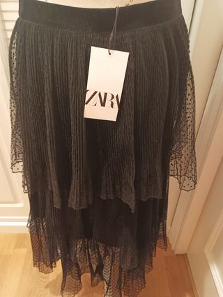 FALDA NUEVA ZARA, T-L