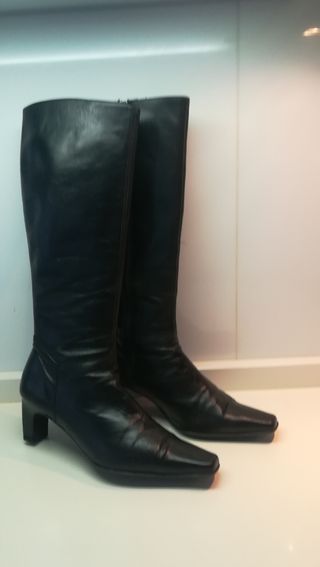 Botas de Piel Negras