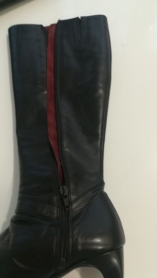 Botas de Piel Negras