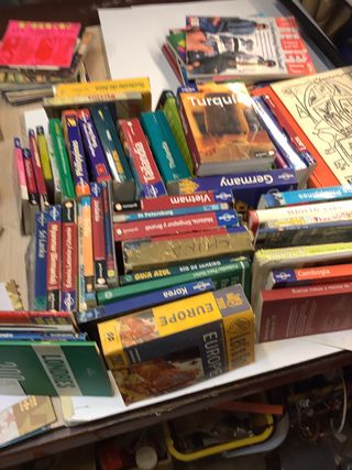 LONELY PLANET Y OTRAS  LOTE O A 6,95 €