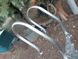 Escalera de piscina