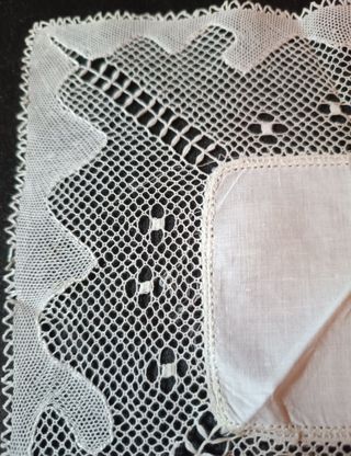 Pañuelo de novia con Bolillo 20 x 20