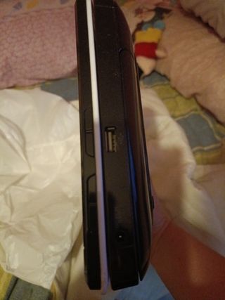 Pantalla televisión portátil.