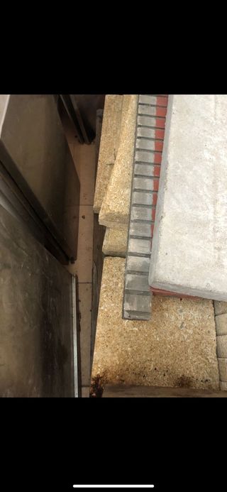 Chimenea exterior e interior piedra y madera