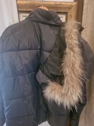 Chaqueta plumífero caballero marca Easy Wear.