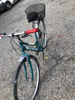 Bici donna e uomo perfettamente funzionanti