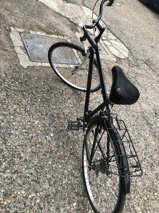 Bici donna e uomo perfettamente funzionanti