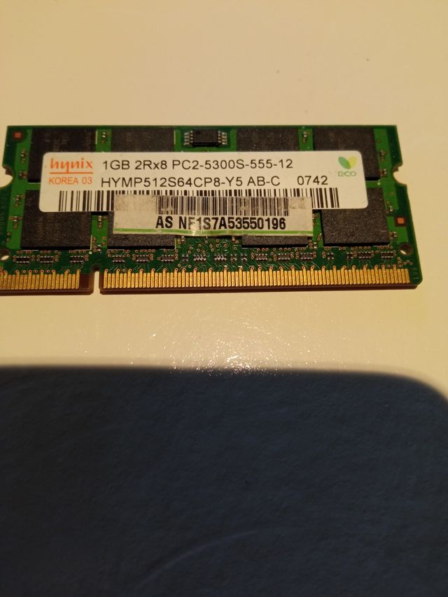 Memoria ram pará portátil 1 GB PC2-5300S