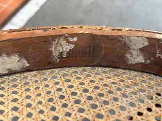 Tocador antiguo y silla Thonet
