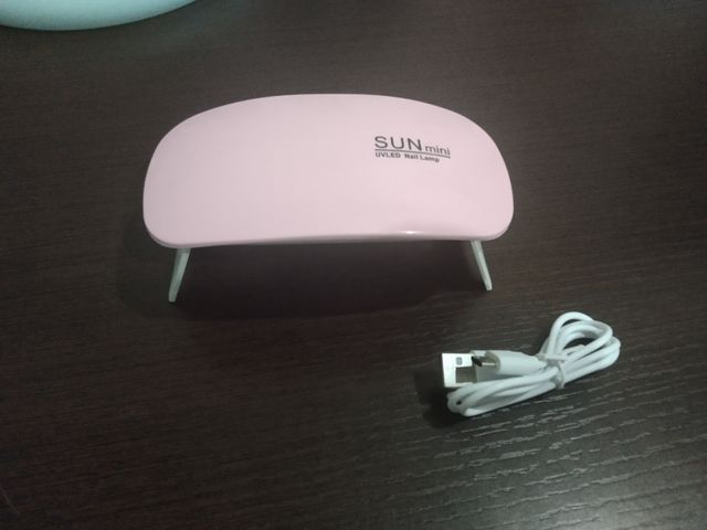 Mini lámpara secadora de uñas