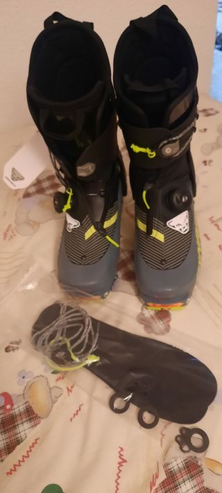 Bota ski travesia Dinafit Mezzalama