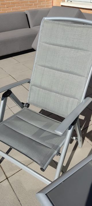 Mesa terraza con 4 sillas y 2 sillones