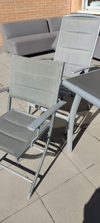 Mesa terraza con 4 sillas y 2 sillones