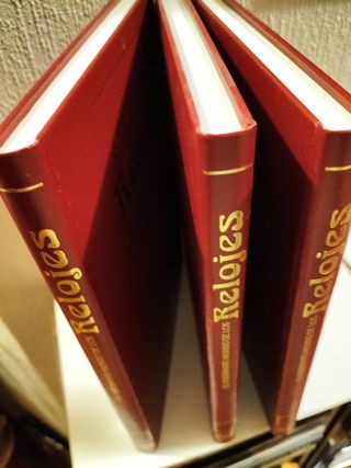 Colección antigua relojes d bolsillo con expositor