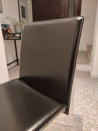 3 sedie moderne pelle e metallo