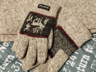 Bufanda y guantes 