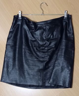 Falda imitación cuero talla 44