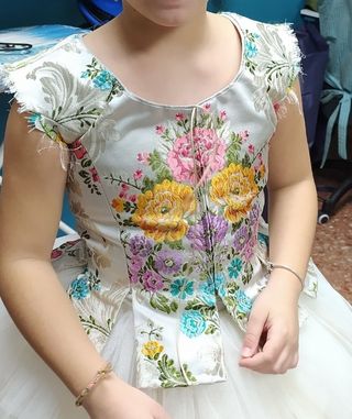 Corpiño de fallera de niña