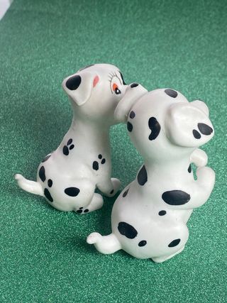 PAR DE FIGURAS DE LOS 101 DALMATAS