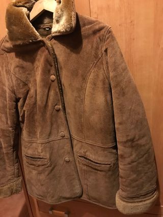 CHAQUETON PIEL VUELTA T.40