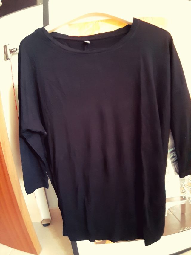 CAMISETA NEGRA MANGA 3/4