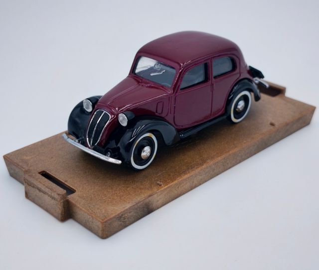 FIAT 508C BERLINA 1100 1937 1/43 BRUMM R31