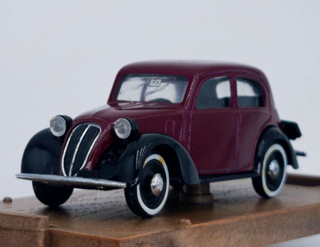 FIAT 508C BERLINA 1100 1937 1/43 BRUMM R31