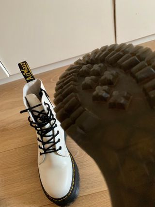 Botas blancas Dr Martens plataforma