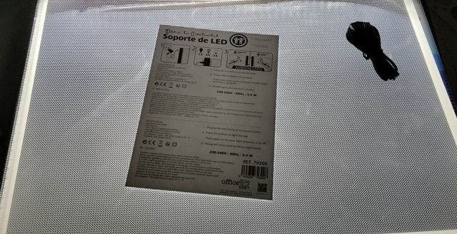 MESA DE LUZ PARA DIBUJAR