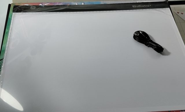 MESA DE LUZ PARA DIBUJAR