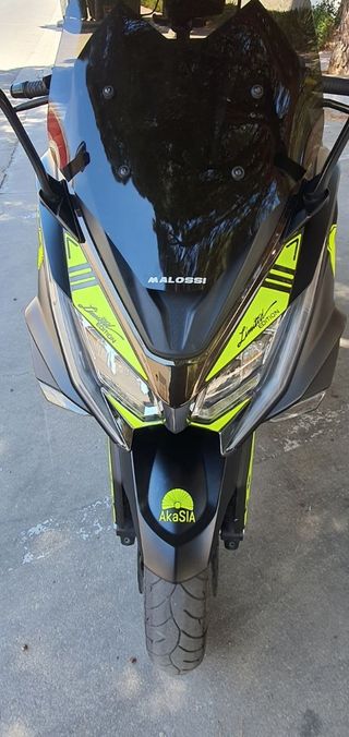 kit de pegatinas (vinilos) kymco ak550