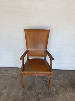 Butaca  antigua para restaurar. medidas 57cm ancho