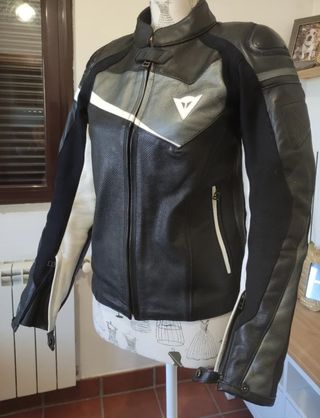 Cazadora moto piel Dainese lady mujer.tall 40unaS