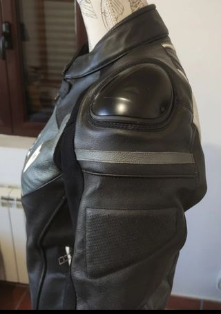 Cazadora moto piel Dainese lady mujer.tall 40unaS