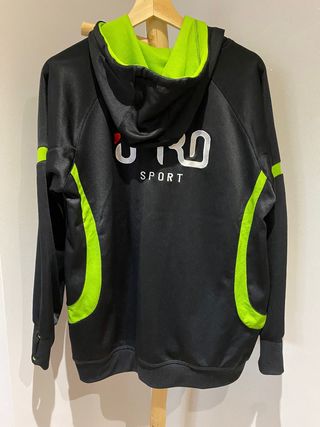 Sudadera Ipro Sport negra y verde