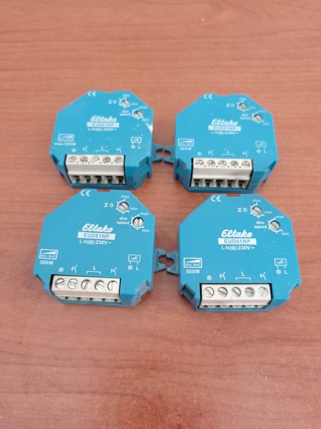 4 Reguladores intensidad universal Eltako