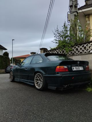 BMWSerie 31996(se actualiza el precio con mejoras)