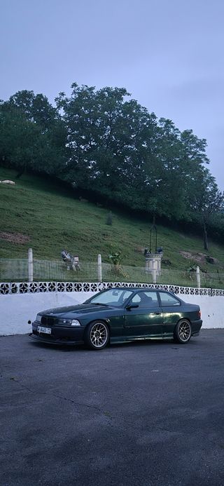 BMWSerie 31996(se actualiza el precio con mejoras)
