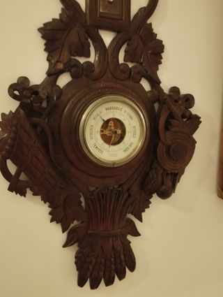 Muy antiguo barómetro años 1900