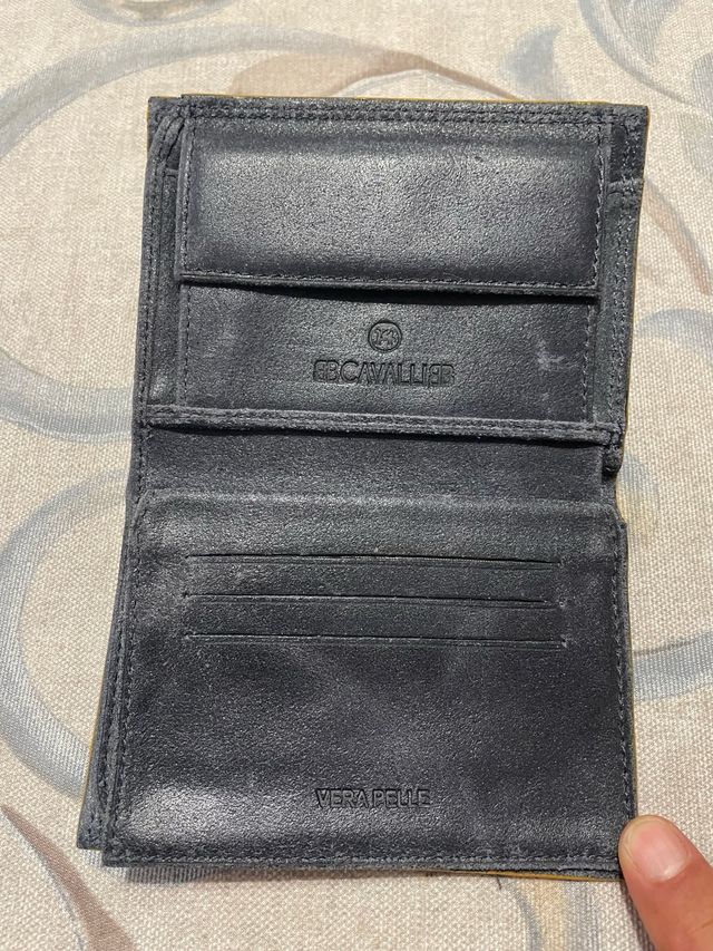 portafoglio uomo in pelle