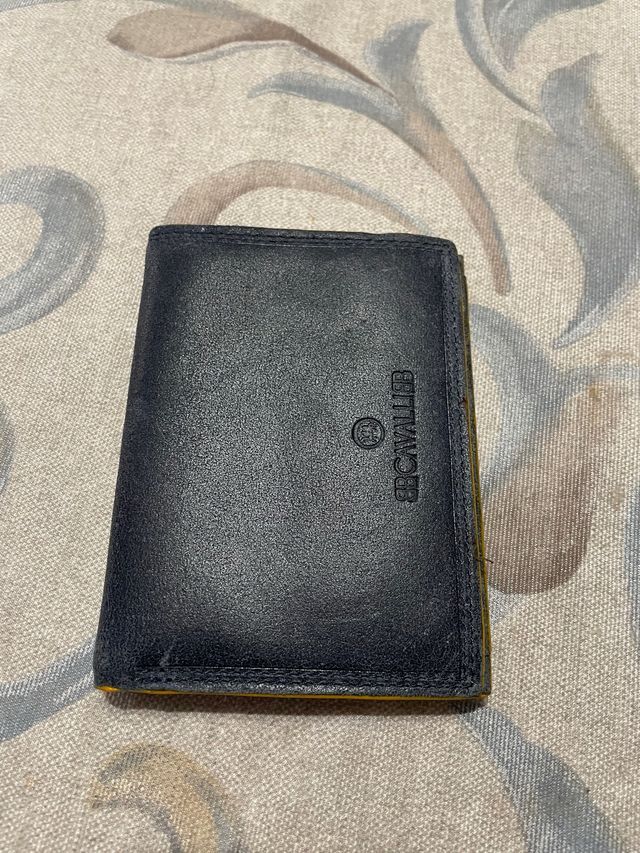 portafoglio uomo in pelle