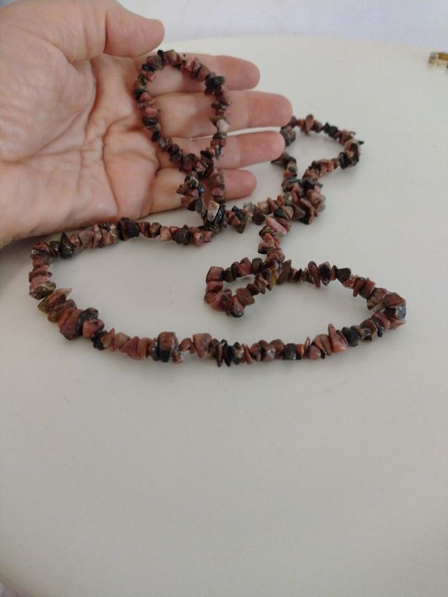 Collana in pietra dura